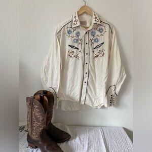 Vintage rock mount ranch wear